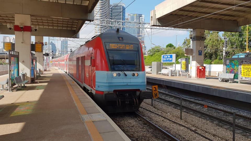 רכבת משא פגעה בתשתי החשמל הרכבתית