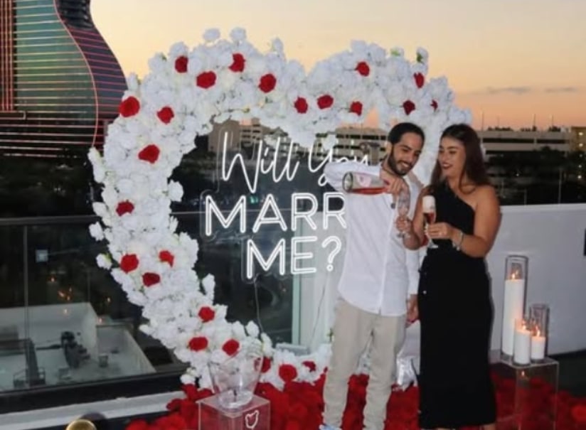 תמונת ניצחון: שורדי השבי מתן צינגאוקר ובת זוגו אילנה גריצווסקי התארסו