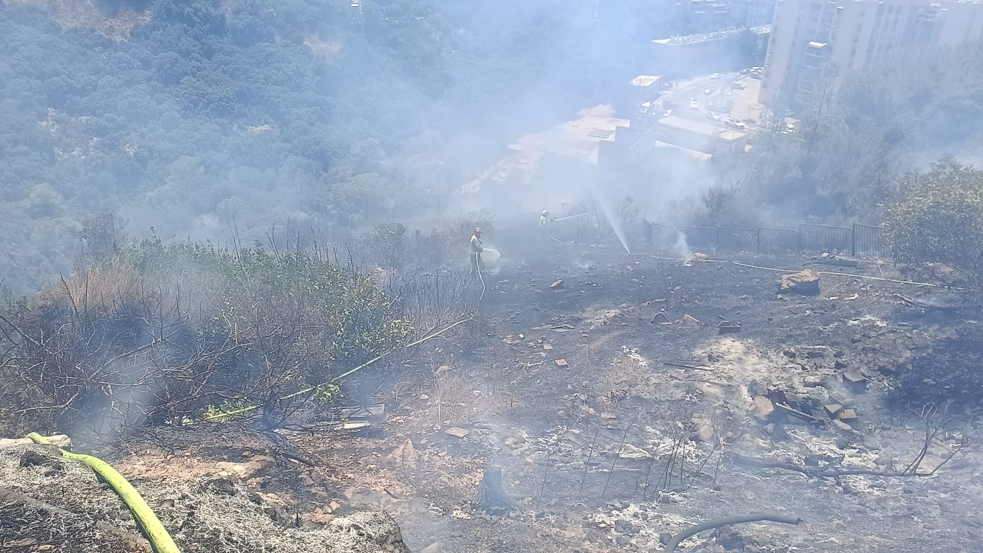 שריפת חורש שפרצה בנחל לוטם בכרמל כובתה ע"י 10 צוותי כב"ה